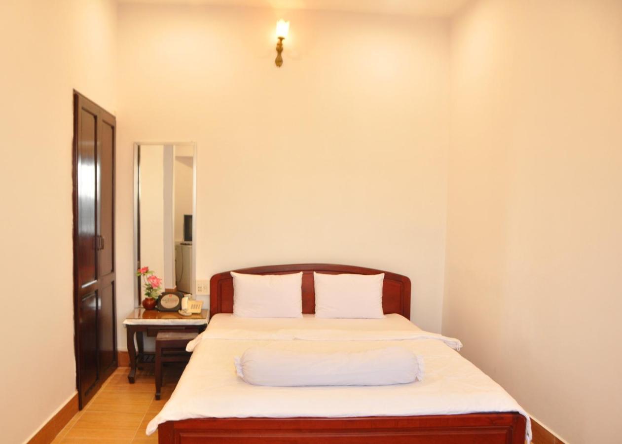 Du Hung 1 Hotel Ha Tien Bilik gambar