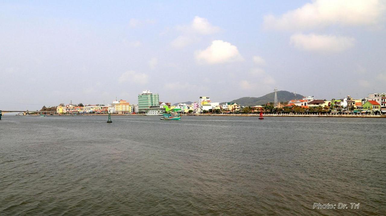 Du Hung 1 Hotel Ha Tien Luaran gambar