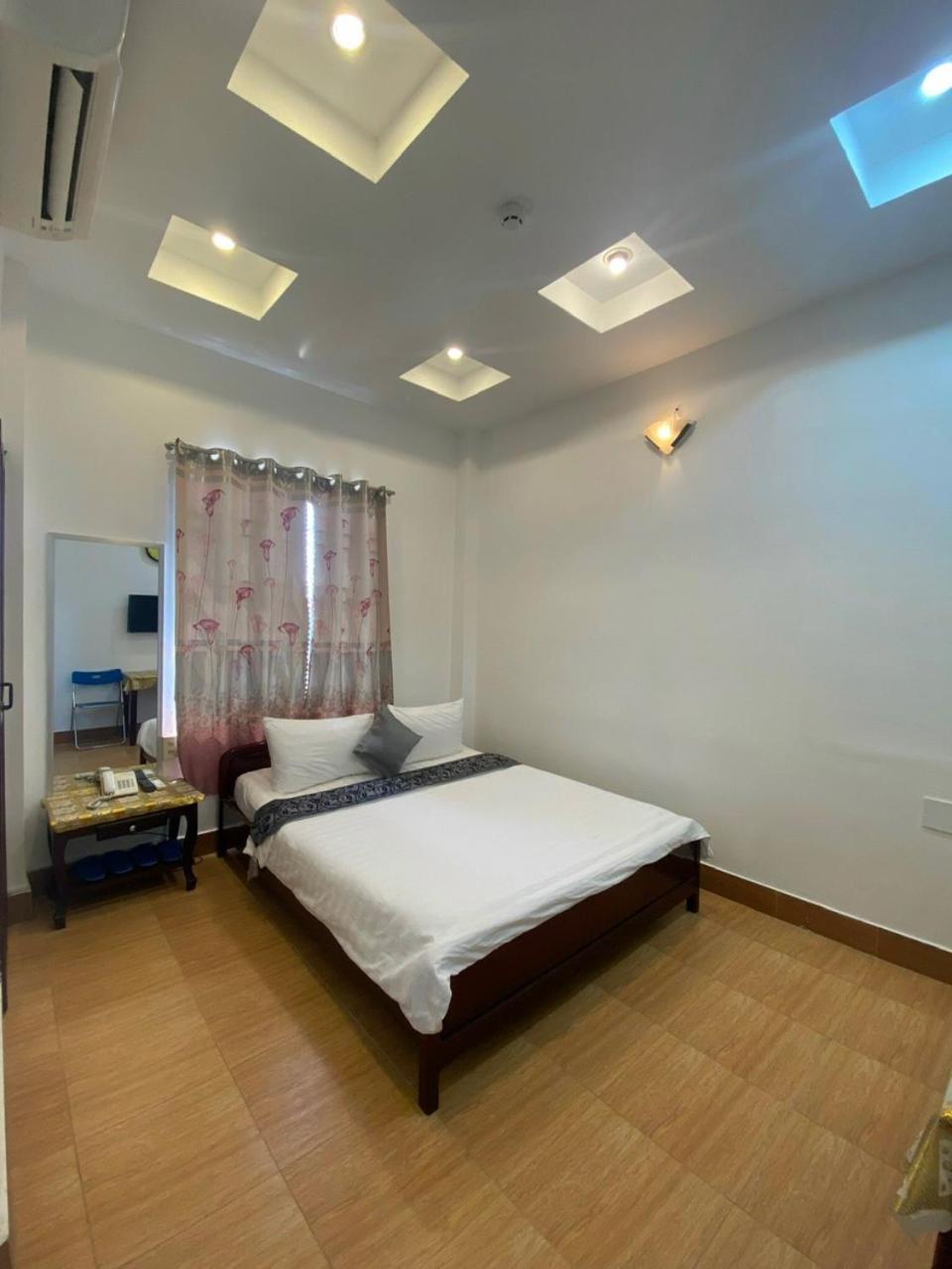 Du Hung 1 Hotel Ha Tien Luaran gambar